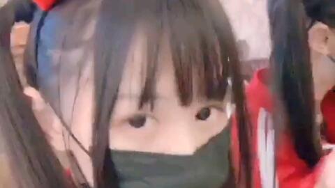 蔡萝莉吃瓜事件视频,揭秘网络红人的争议瞬间