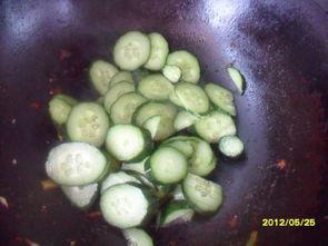 吃瓜动作怎么做视频的,轻松制作趣味短视频教程