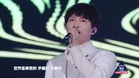 周深和杨迪吃瓜视频合集,欢乐互动，笑料连连